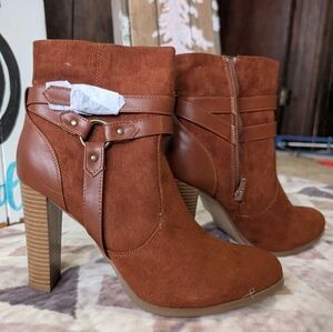 Just Fab Rust Lissa Ankle Boots